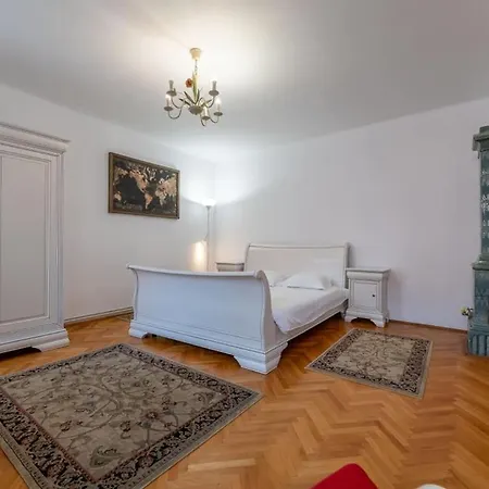 Conrad Haas Apartment *